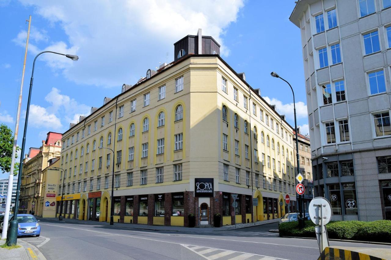 Beautiful Near Florenc Area Of Apartament *